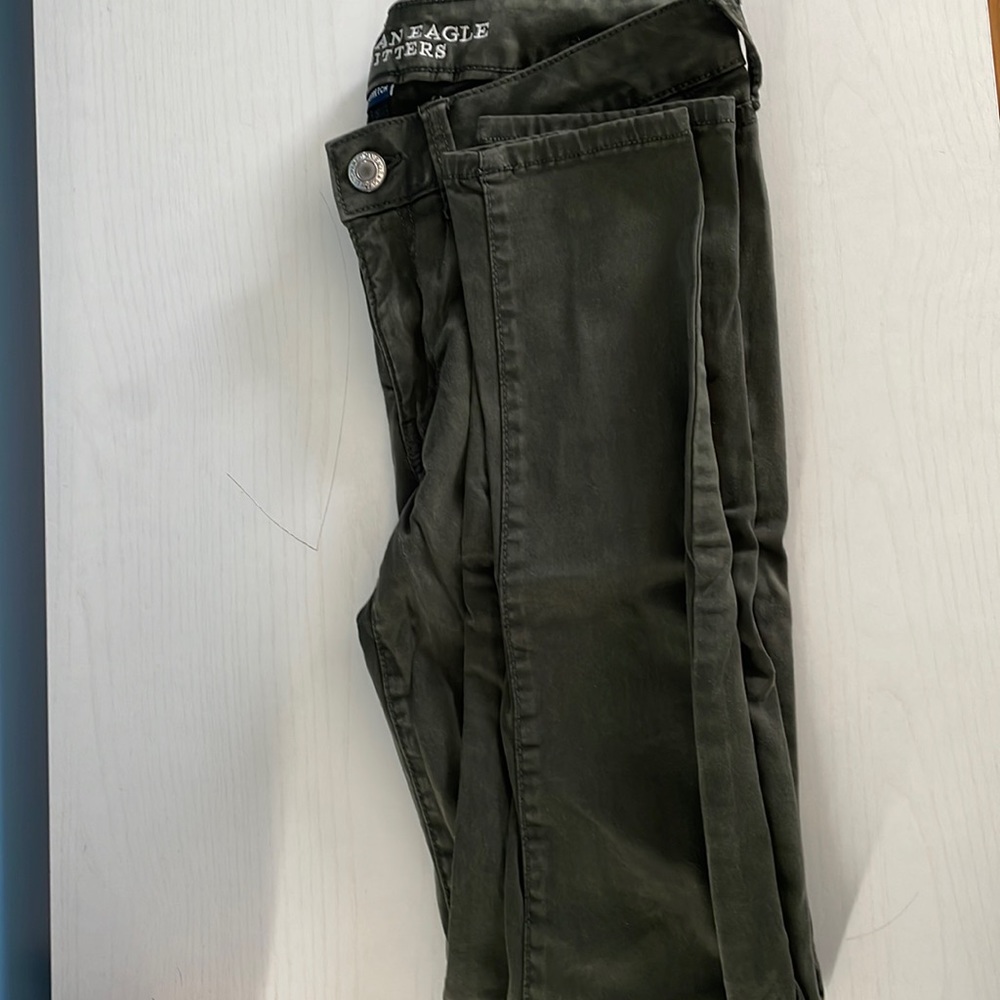 Womens American Eagle jeans
